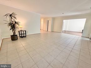 3713 S George Mason Drive T5W, Falls Church VA 22041