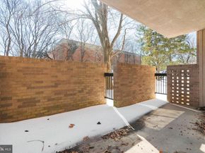 3713 S George Mason Drive T5W, Falls Church VA 22041