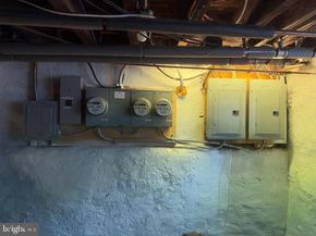 2112 S 3rd Street, Philadelphia PA 19148