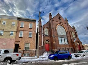 2112 S 3rd Street, Philadelphia PA 19148