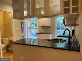 339 SE 11TH Street SE, Washington DC 20003