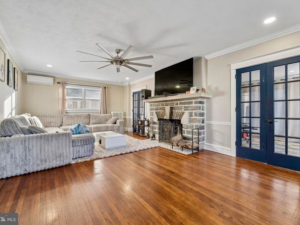 341 Wayne Avenue, Lansdowne PA 19050