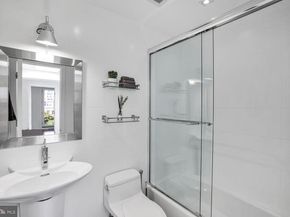 1630 19TH Street NW, Washington DC 20009