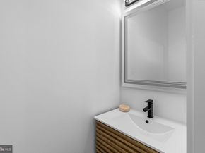 1140 Oates Street NE 101, Washington DC 20002