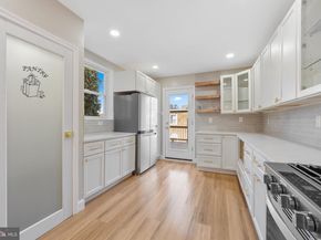 6027 Woodcrest Avenue, Philadelphia PA 19131