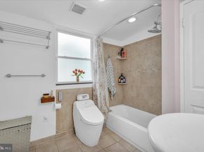 628 Greenwich Street, Philadelphia PA 19147