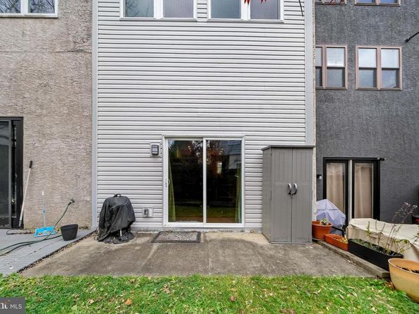 4041 Cresson Street, Philadelphia PA 19127