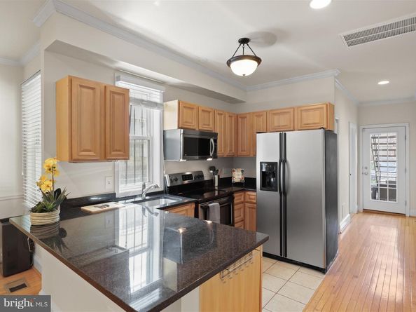 1516 10TH Street NW 102, Washington DC 20001