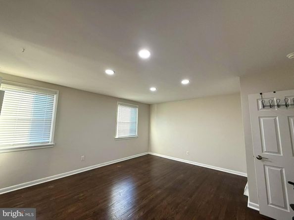 11804 Basile Road, Philadelphia PA 19154