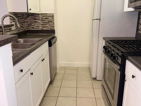 60 S Van Dorn Street 314, Alexandria VA 22304