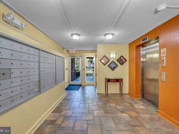 60 S Van Dorn Street 314, Alexandria VA 22304