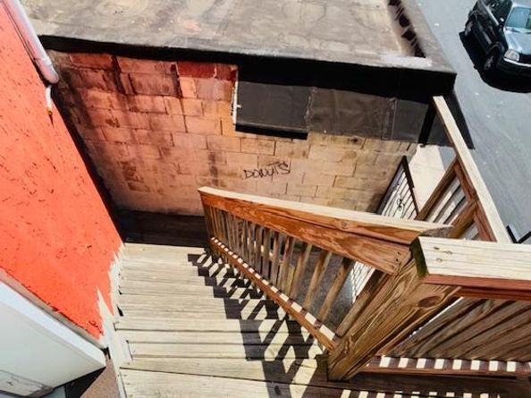 240 W Glenwood Avenue, Philadelphia PA 19140