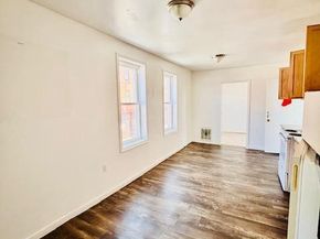 240 W Glenwood Avenue, Philadelphia PA 19140