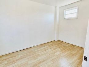 240 W Glenwood Avenue, Philadelphia PA 19140