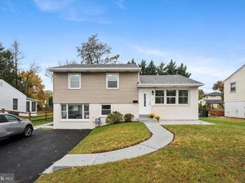 2710 E County Line Road