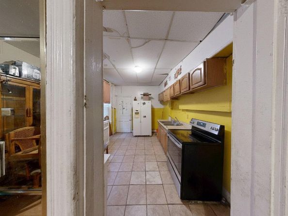 2025 W Hagert Street, Philadelphia PA 19132