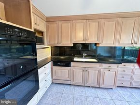 1001 City Avenue W405, Wynnewood PA 19096