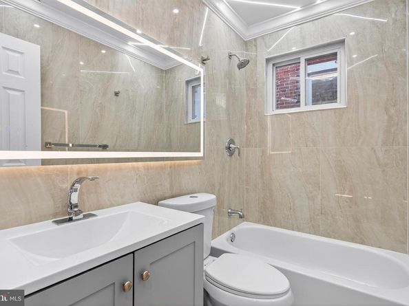 5421 Kingsessing Avenue, Philadelphia PA 19143