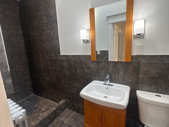 6209 Morton Street, Philadelphia PA 19144