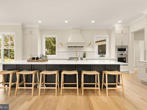 10700 Alloway Drive, Potomac MD 20854