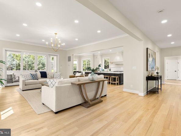 10700 Alloway Drive, Potomac MD 20854