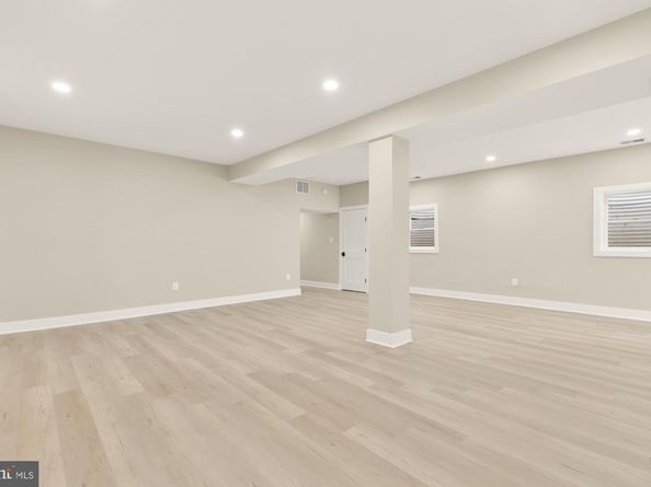 10700 Alloway Drive, Potomac MD 20854