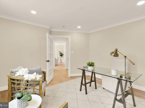 10700 Alloway Drive, Potomac MD 20854