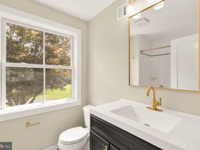 10700 Alloway Drive, Potomac MD 20854