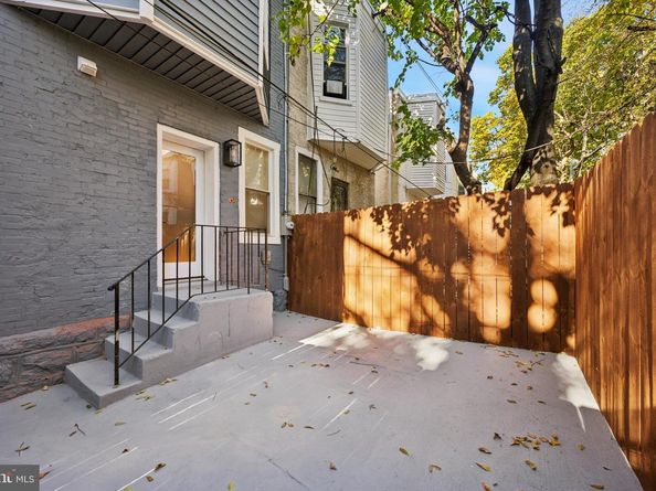 941 S 50TH Street, Philadelphia PA 19143