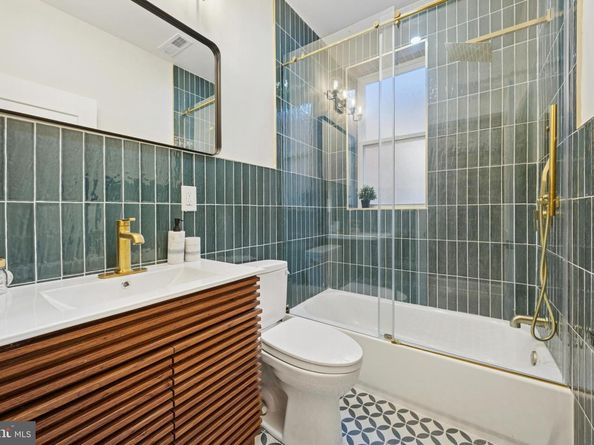 941 S 50TH Street, Philadelphia PA 19143