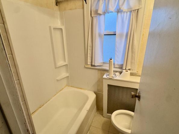 5401 Gainor Road, Philadelphia PA 19131