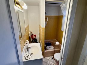 5401 Gainor Road, Philadelphia PA 19131