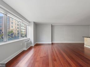 800 4TH Street SW N111, Washington DC 20024