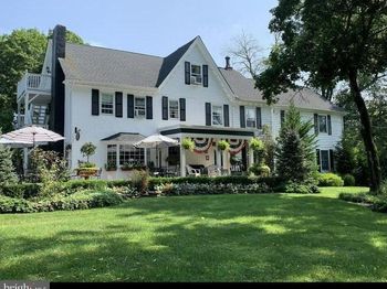 1324 River Road