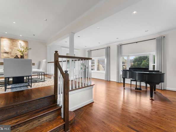 6619 Madison Mclean Drive, Mclean VA 22101