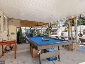 807 Larkspur Street, Philadelphia PA 19116