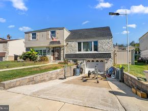 807 Larkspur Street, Philadelphia PA 19116