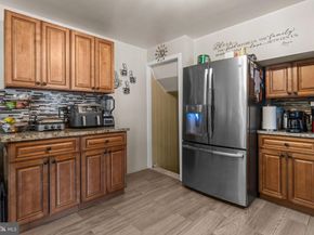 807 Larkspur Street, Philadelphia PA 19116