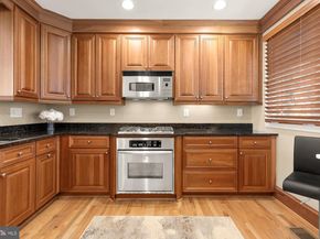 1417 N Nash Street, Arlington VA 22209