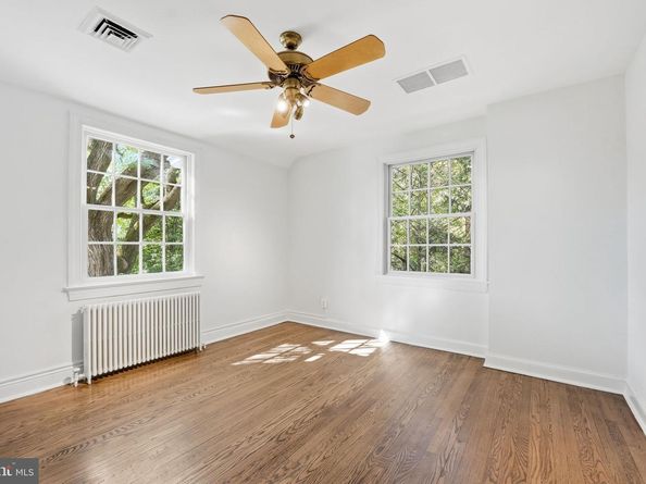 3225 N Glebe Road, Arlington VA 22207