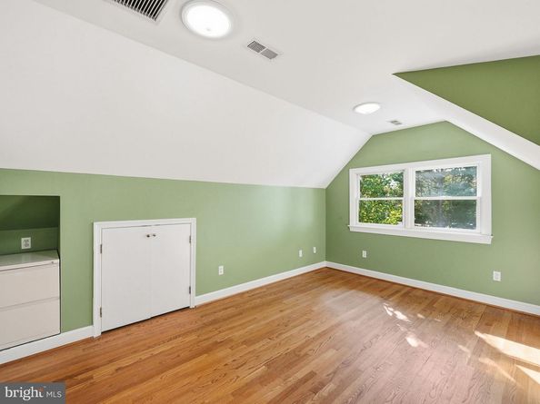 3225 N Glebe Road, Arlington VA 22207