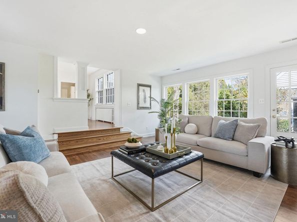 3225 N Glebe Road, Arlington VA 22207