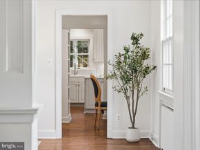3225 N Glebe Road, Arlington VA 22207
