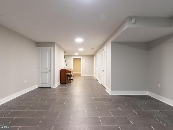 2304 E Sergeant Street, Philadelphia PA 19125