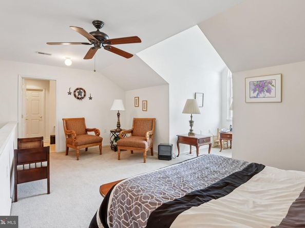 100 Villa Drive, Warminster PA 18974