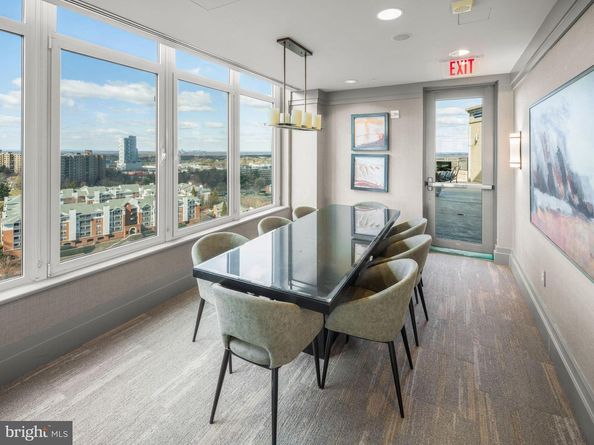 8220 Crestwood Heights Drive 1215, Mclean VA 22102