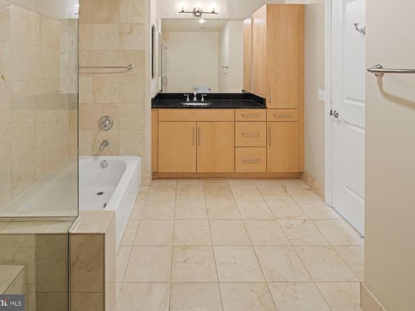 8220 Crestwood Heights Drive 1215, Mclean VA 22102