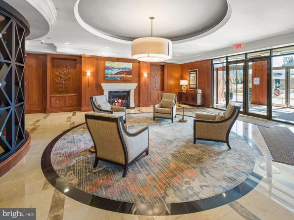 8220 Crestwood Heights Drive 1215, Mclean VA 22102