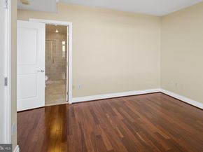 8220 Crestwood Heights Drive 1215, Mclean VA 22102