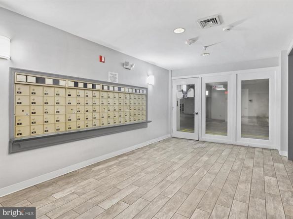 12913 Alton Square 219, Herndon VA 20170